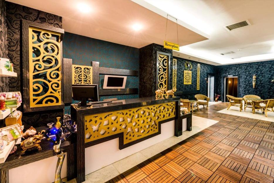 Vuni Palace Luxury Resort & Beach & Casino Kyrenia  Exteriör bild