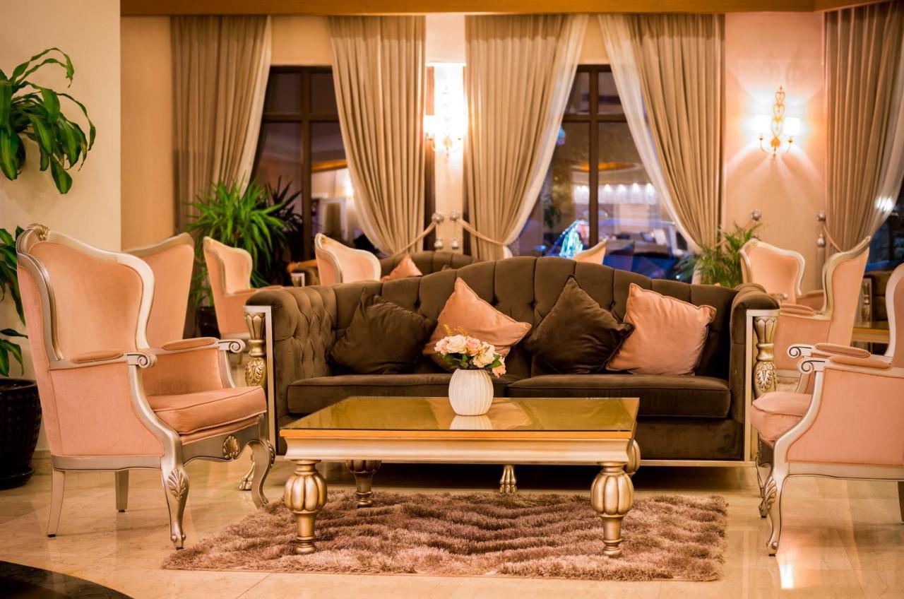 Vuni Palace Luxury Resort & Beach & Casino Kyrenia  Exteriör bild