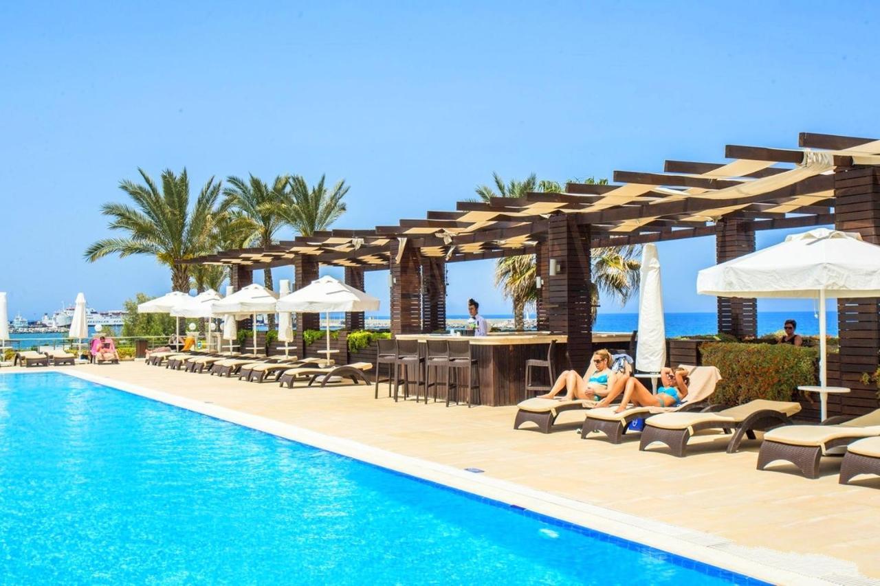 Vuni Palace Luxury Resort & Beach & Casino Kyrenia  Exteriör bild