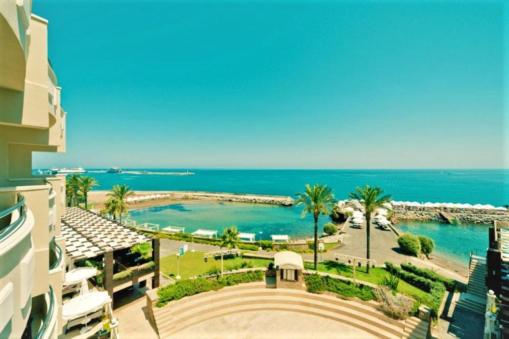 Vuni Palace Luxury Resort & Beach & Casino Kyrenia  Exteriör bild