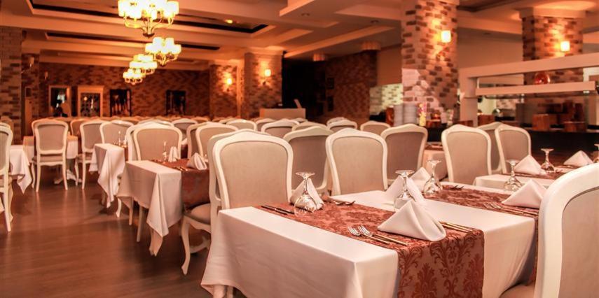 Vuni Palace Luxury Resort & Beach & Casino Kyrenia  Exteriör bild