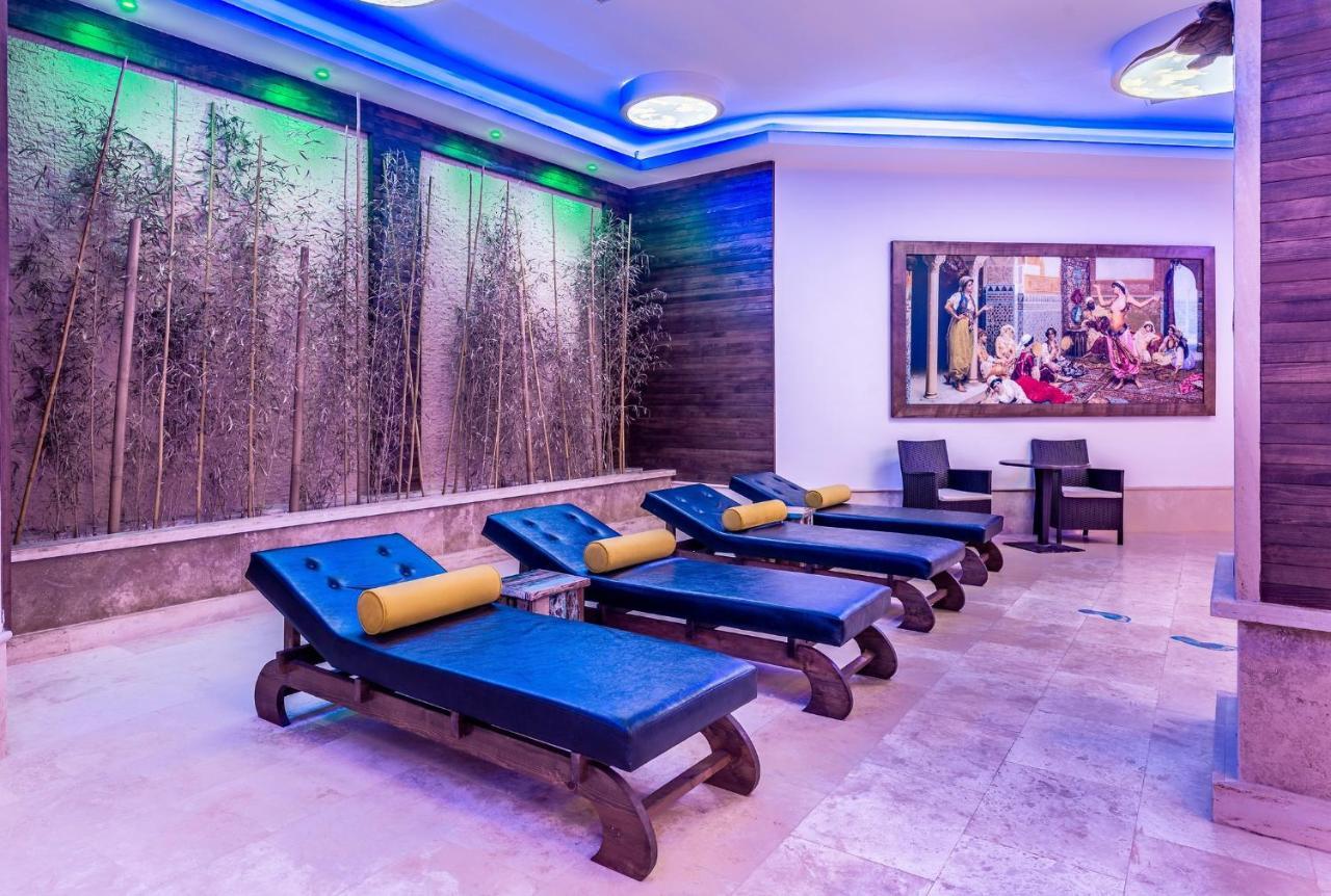 Vuni Palace Luxury Resort & Beach & Casino Kyrenia  Exteriör bild