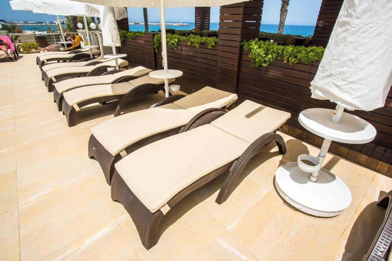 Vuni Palace Luxury Resort & Beach & Casino Kyrenia  Exteriör bild